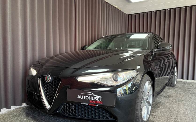Alfa Romeo Giulia 2,0 T 200 Edizione aut.