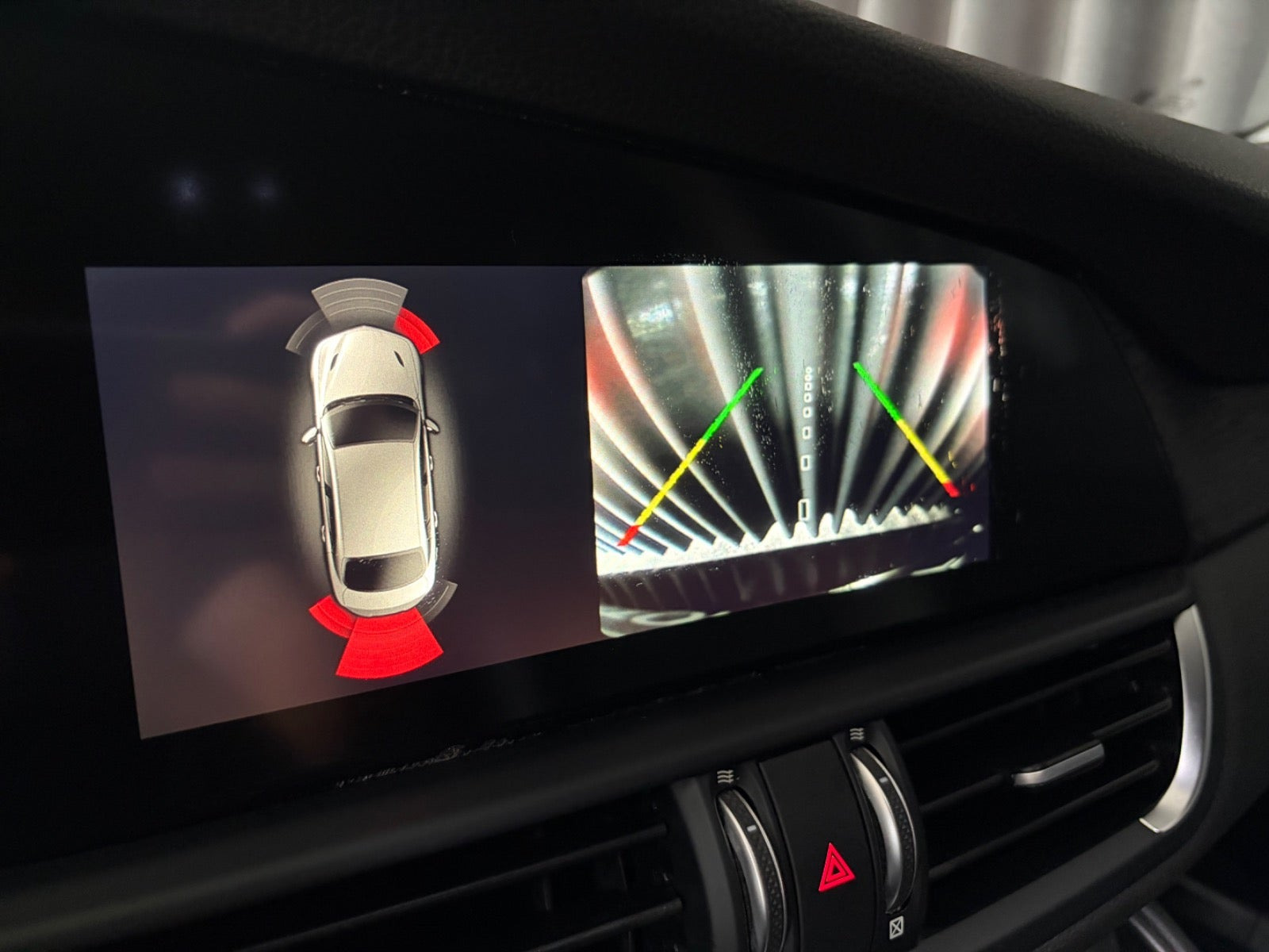 Sort Alfa Romeo Giulia fra 2018