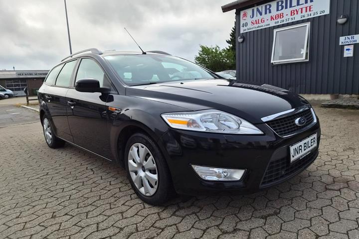 Sort Ford Mondeo fra 2009