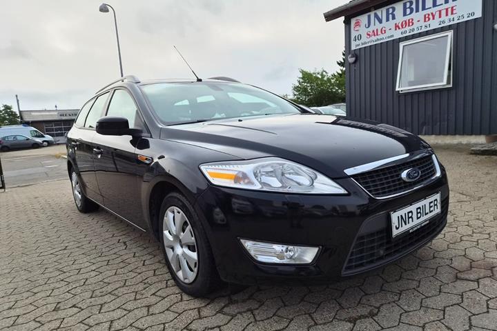 Sort Ford Mondeo fra 2009