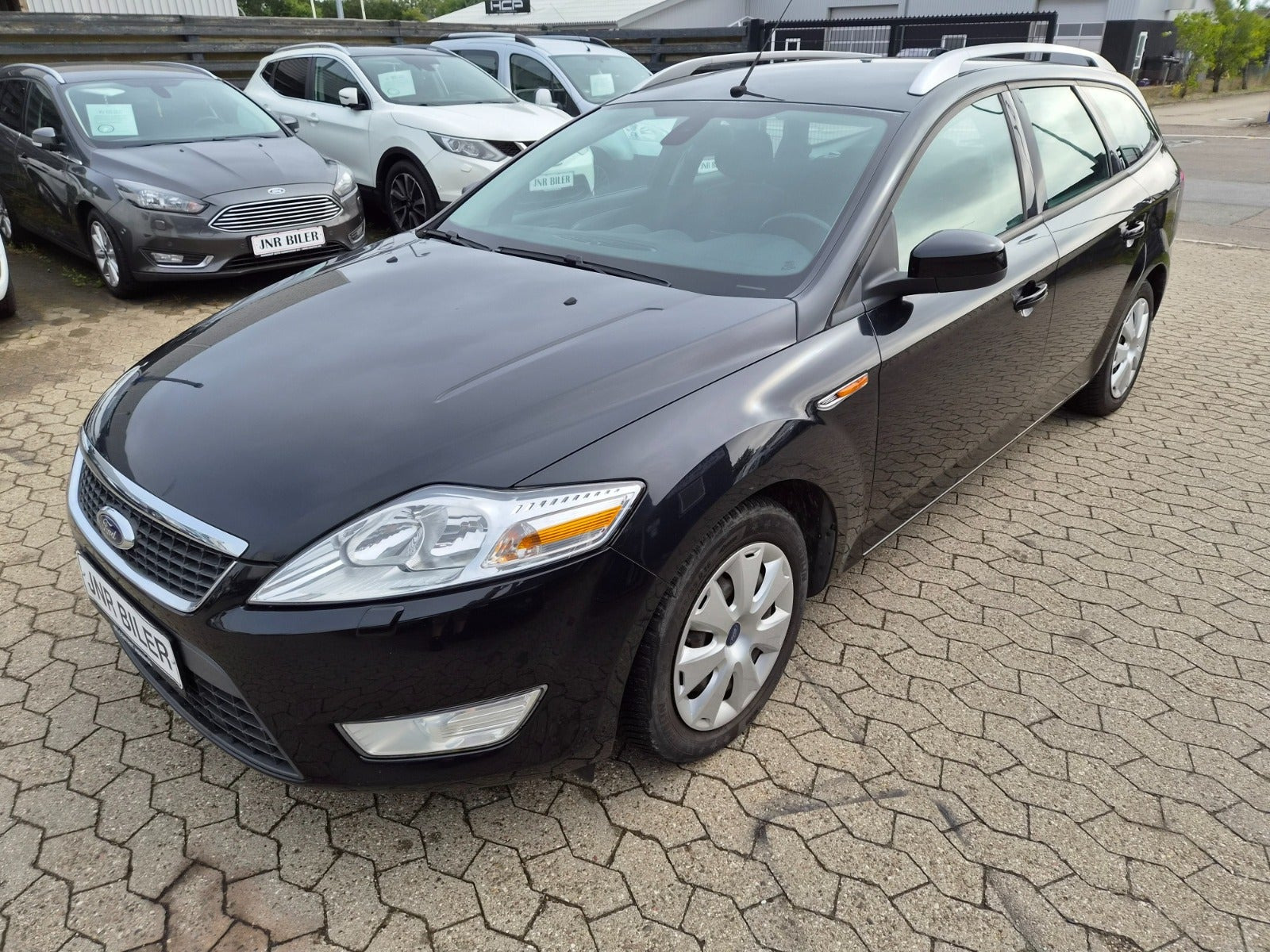 Sort Ford Mondeo fra 2009