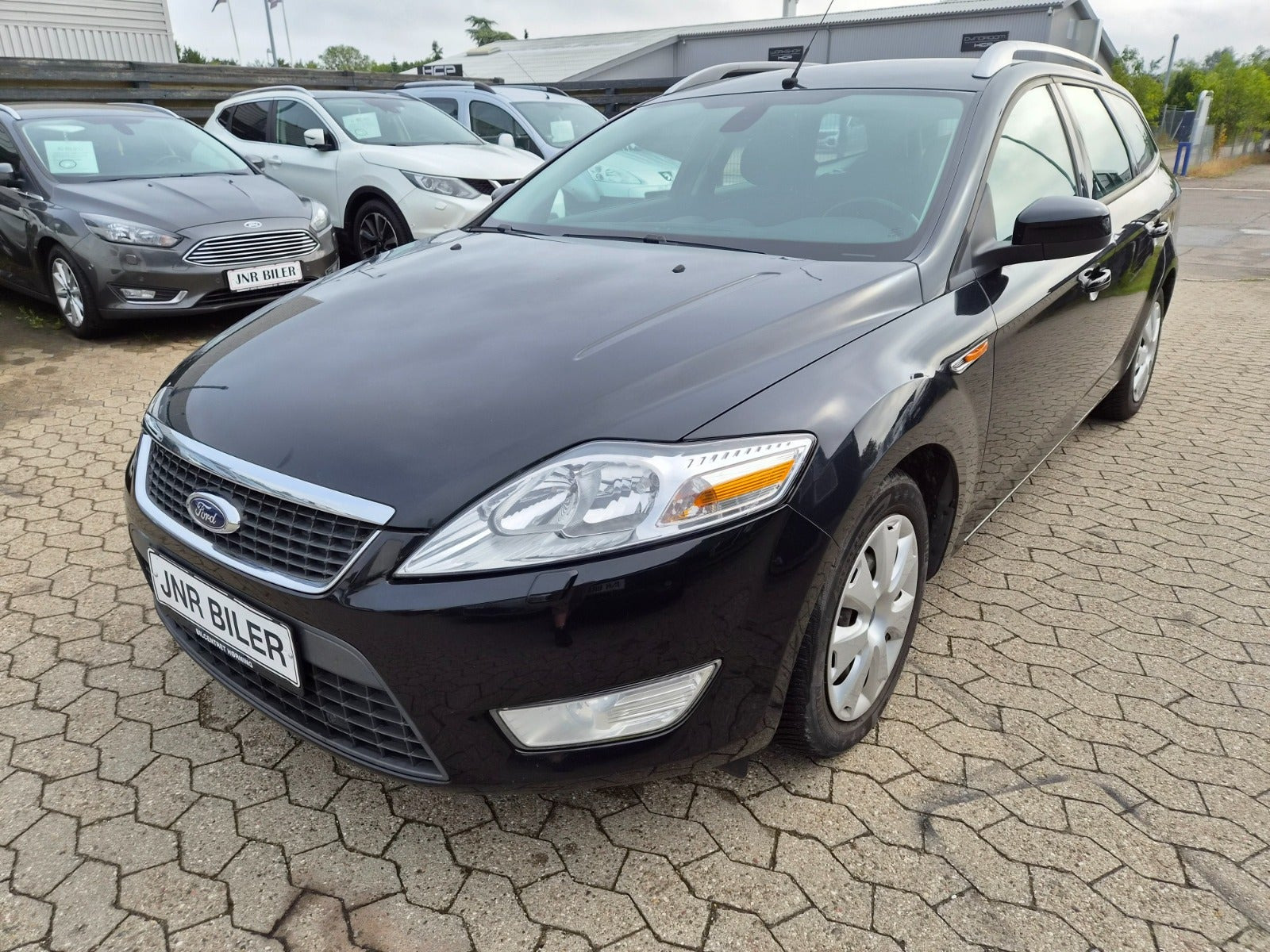 Sort Ford Mondeo fra 2009