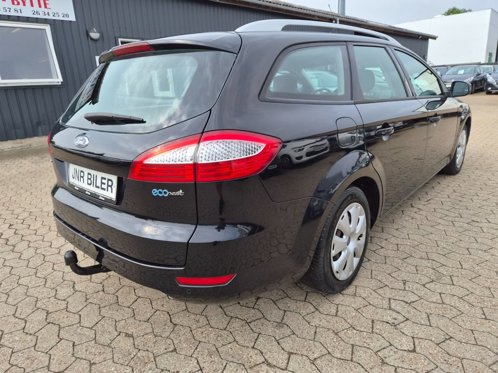 Sort Ford Mondeo fra 2009