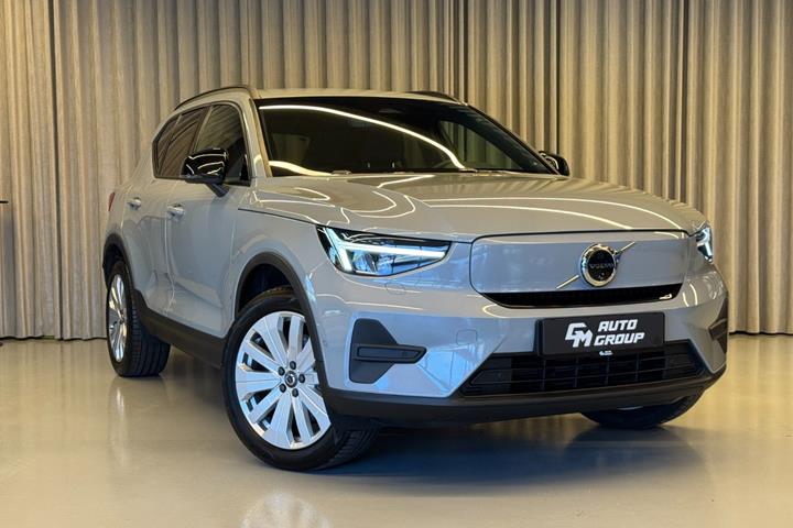 Grå Volvo EX40 fra 2024