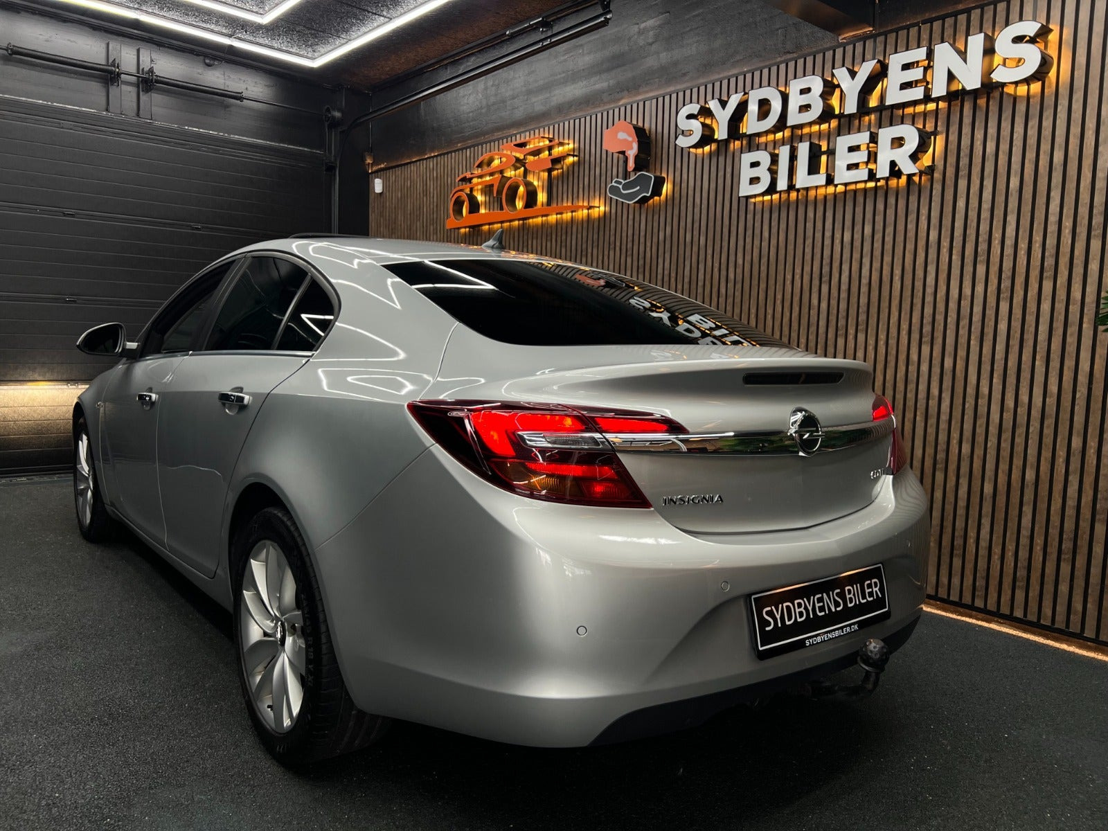 undefined Opel Insignia fra 2016