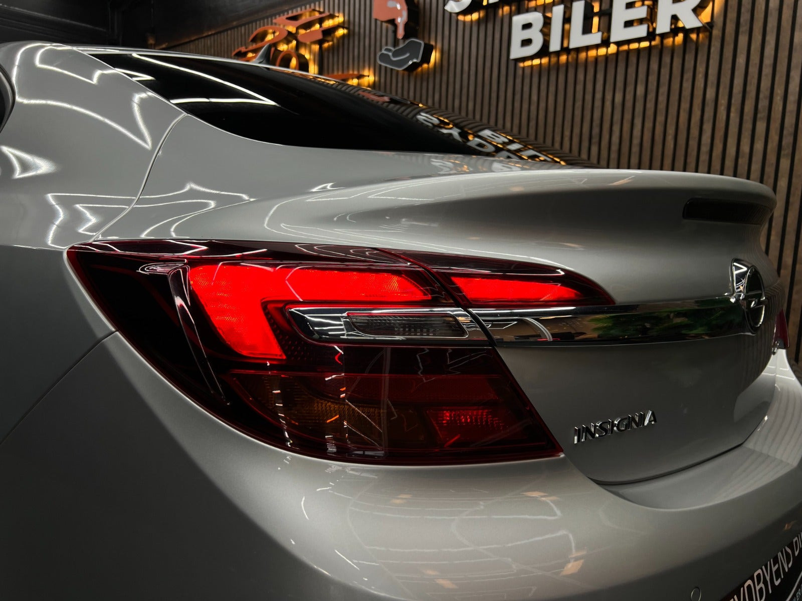 undefined Opel Insignia fra 2016