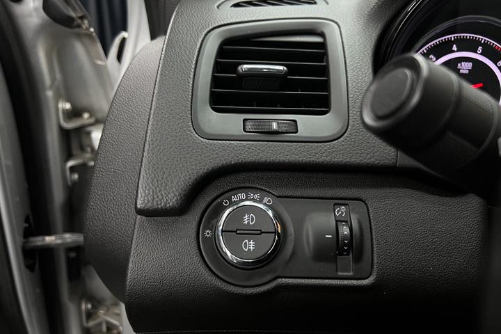 undefined Opel Insignia fra 2016