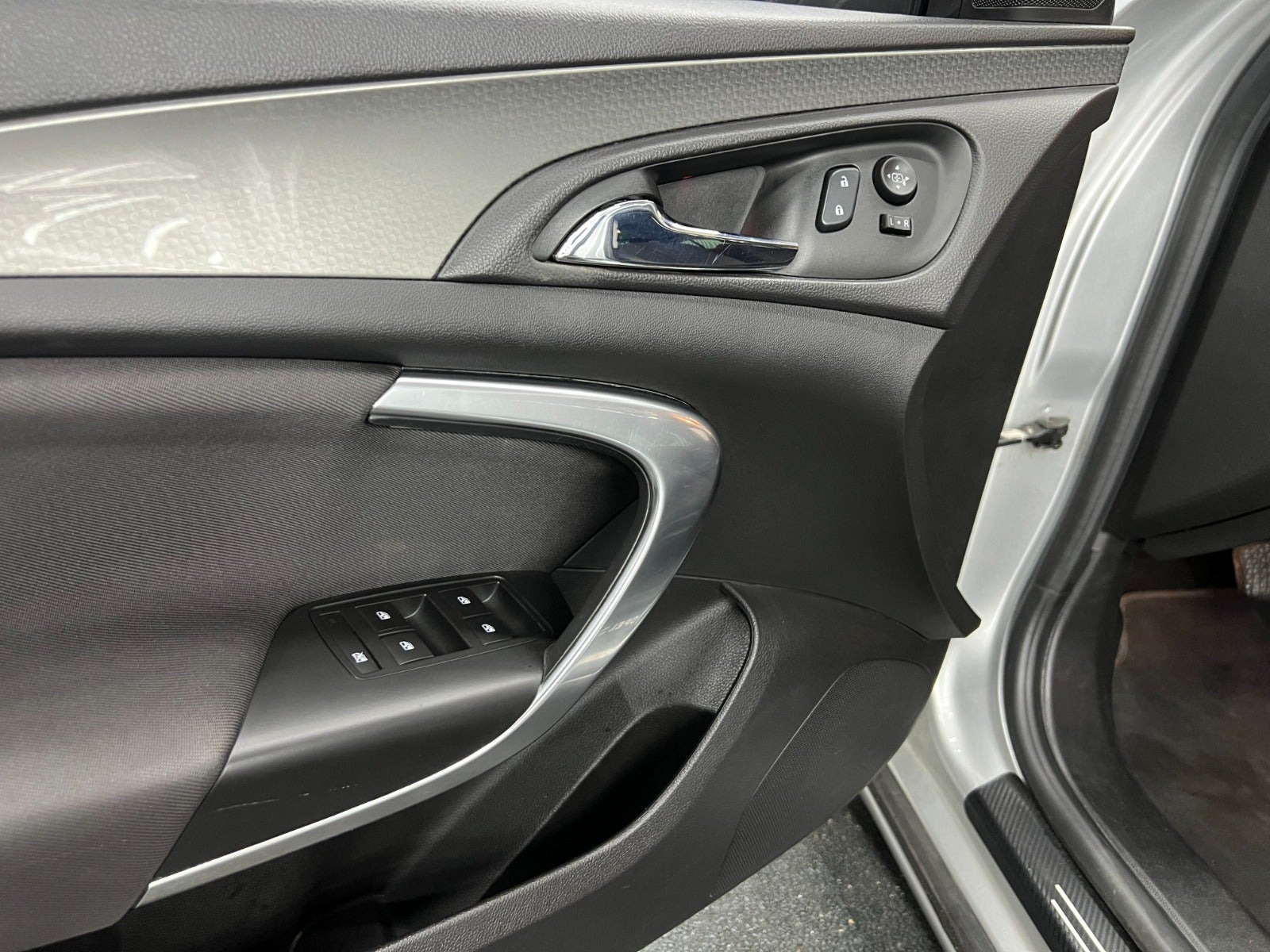 undefined Opel Insignia fra 2016
