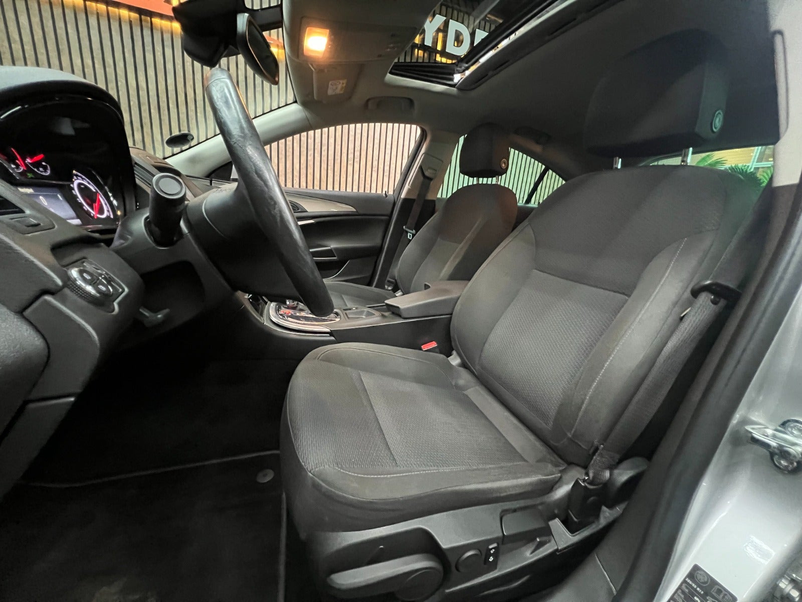 undefined Opel Insignia fra 2016
