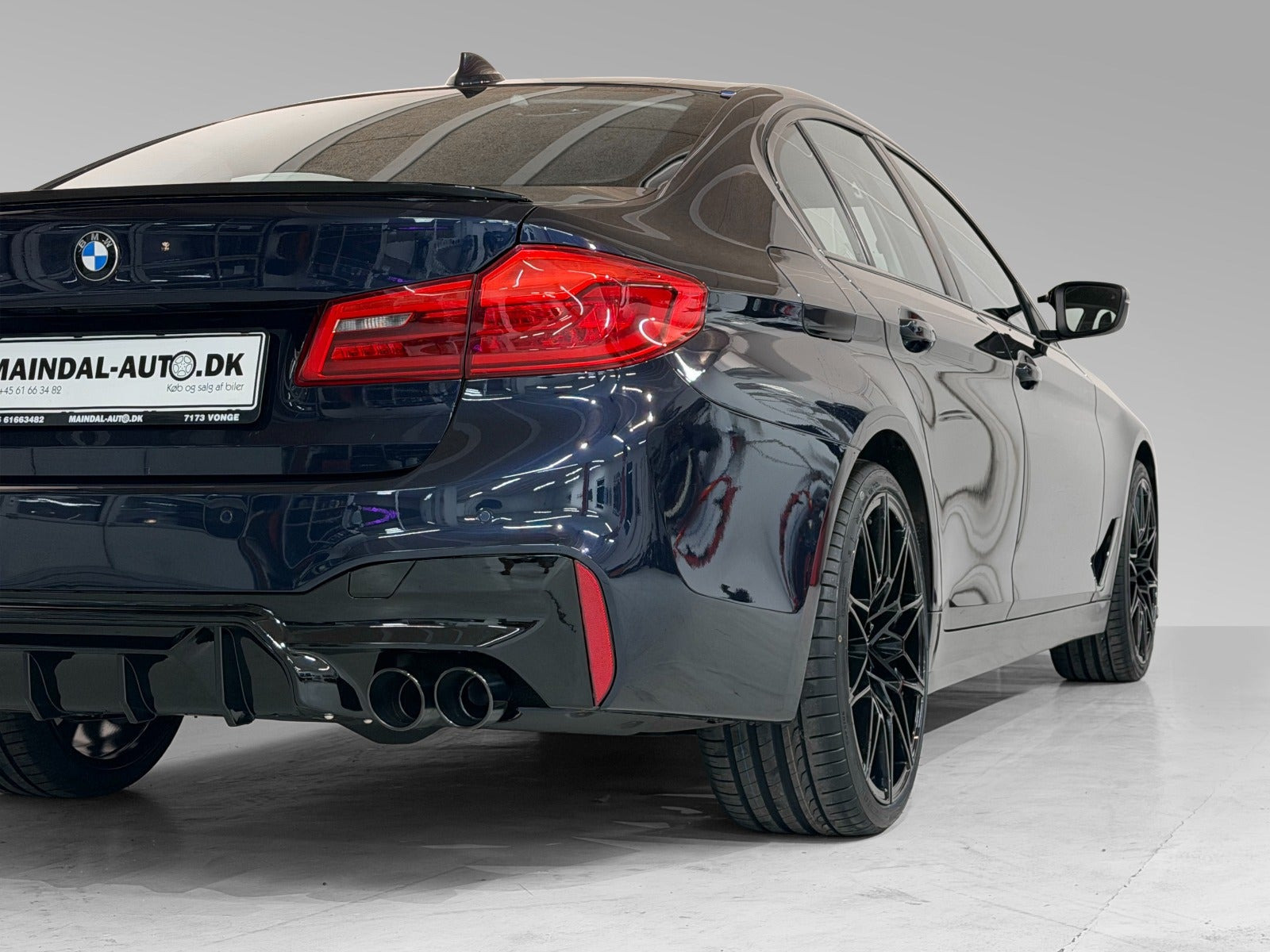 Sort BMW 530d fra 2017