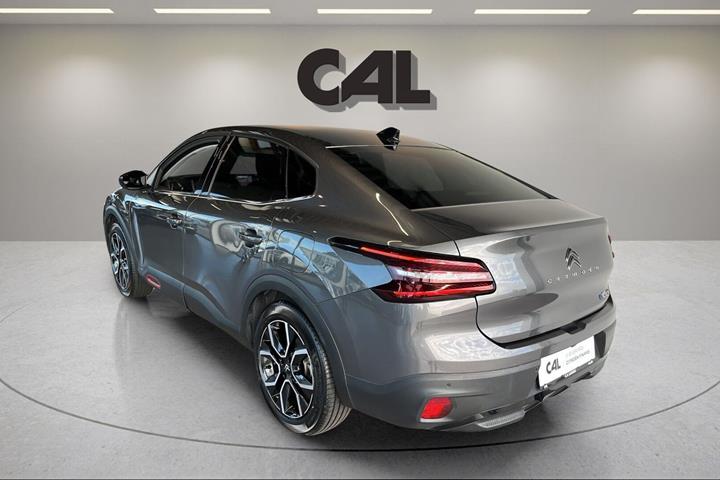 Grå Citroën ë-C4 X fra 2024