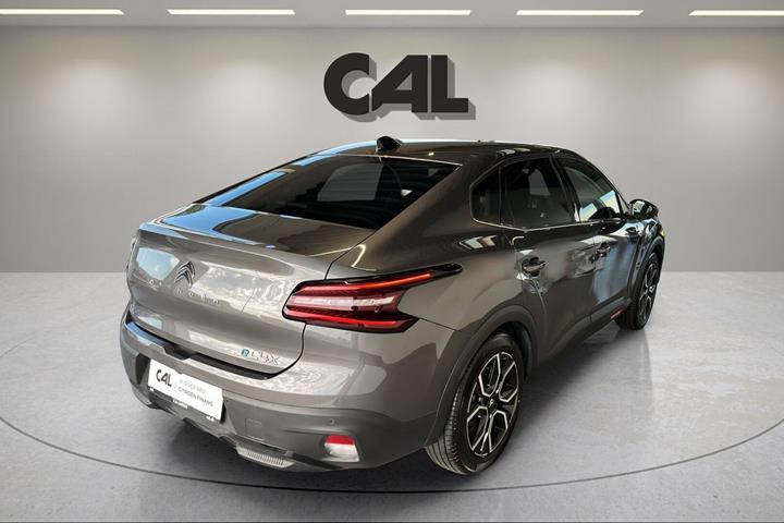 Grå Citroën ë-C4 X fra 2024
