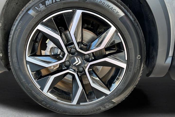Grå Citroën ë-C4 X fra 2024