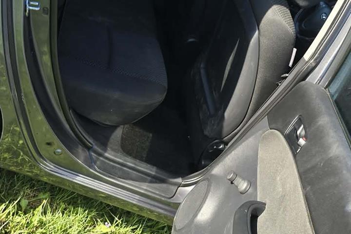 Grå Hyundai i30 fra 2009