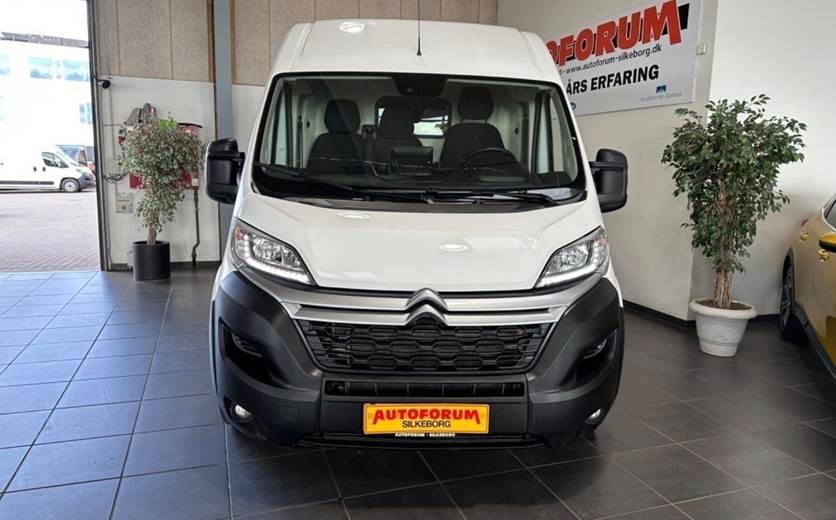 Citroën Jumper 35+ 2,2 BlueHDi 165 L3H2 MasterLine