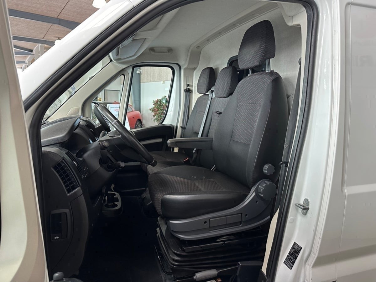Hvid Citroën Jumper 35+ fra 2021