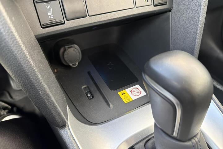 Sort Toyota Yaris Cross fra 2022