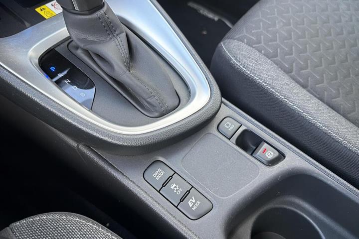 Sort Toyota Yaris Cross fra 2022