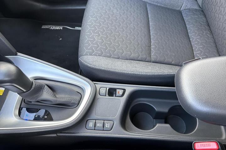 Sort Toyota Yaris Cross fra 2022