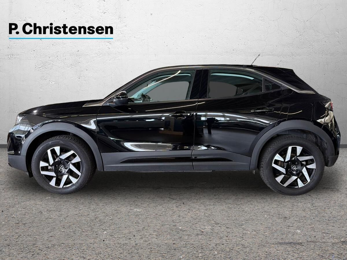Sort Opel Mokka-e fra 2023