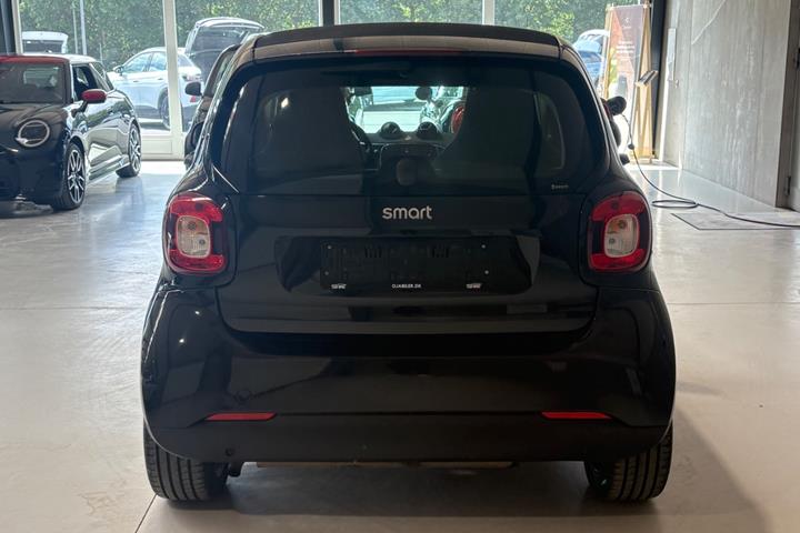 Sort Smart Fortwo fra 2018