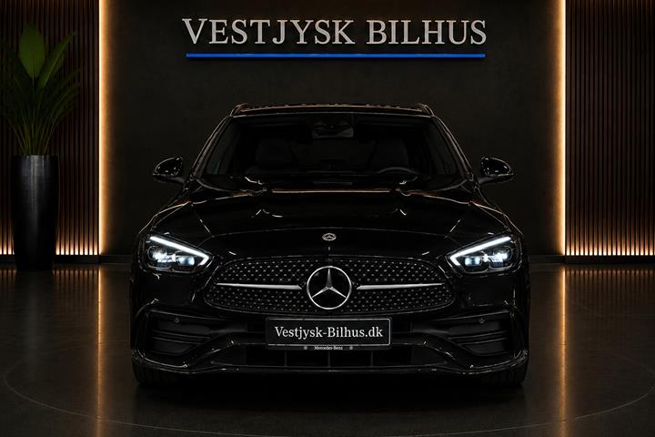 Sort Mercedes C300 e fra 2023