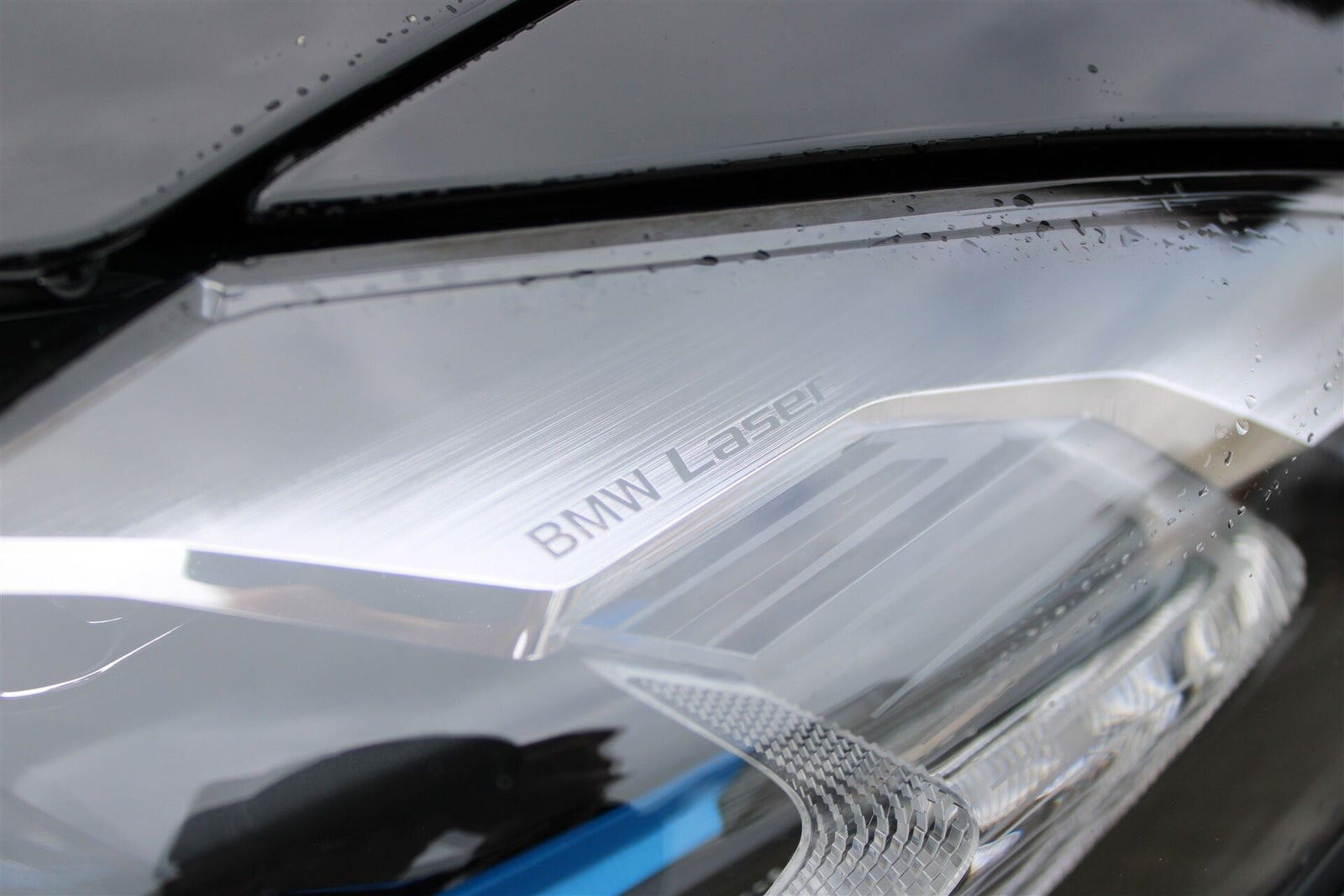 Sort BMW i4 fra 2023