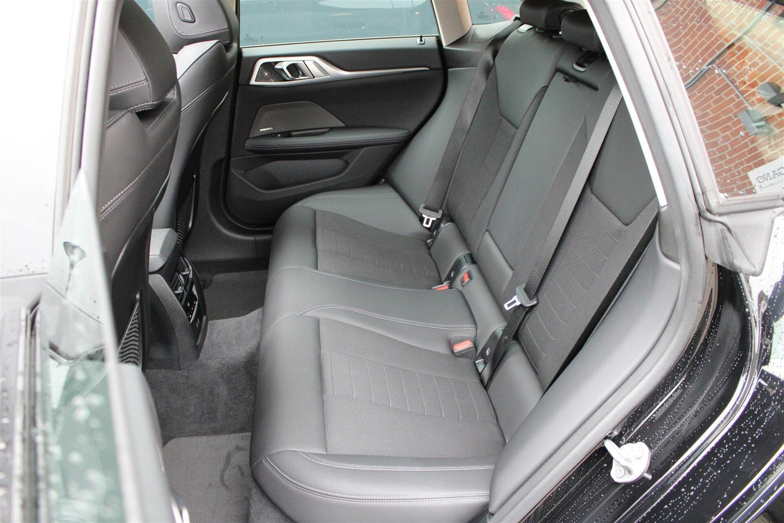 Sort BMW i4 fra 2023