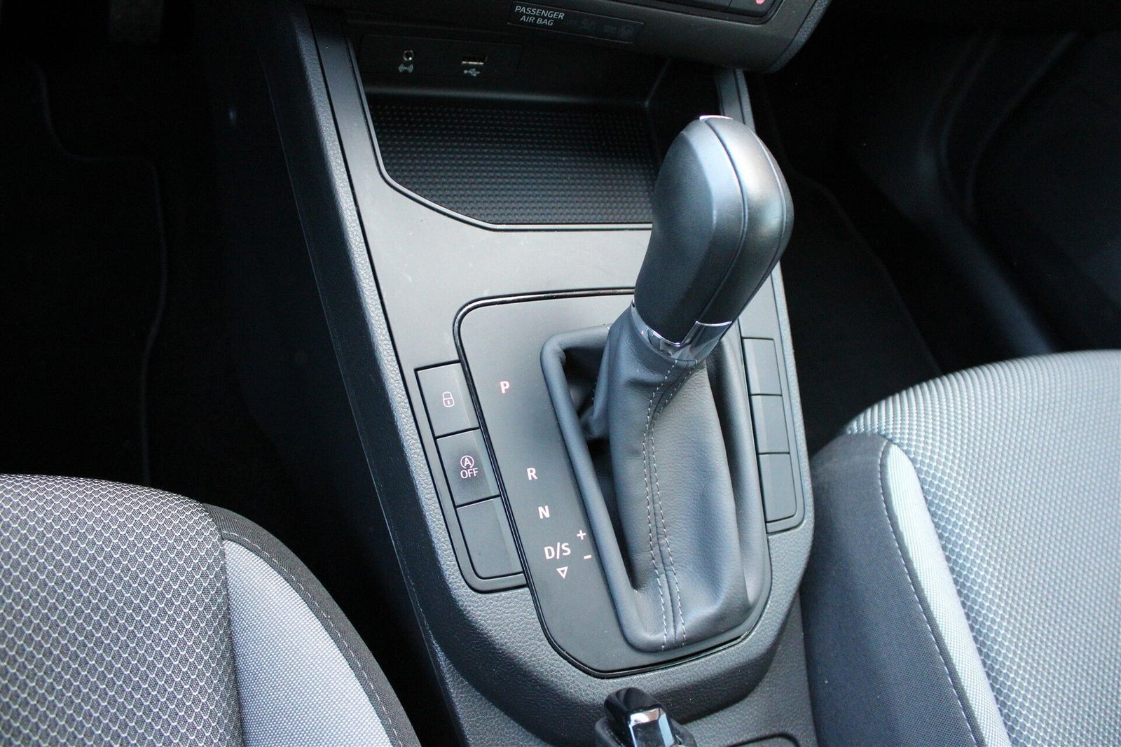 Blå Seat Ibiza fra 2020