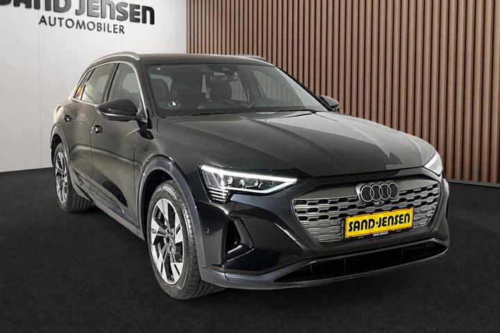 Sort Audi Q8 e-tron fra 2024