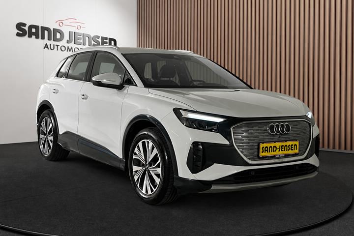 Hvid Audi Q4 e-tron fra 2024