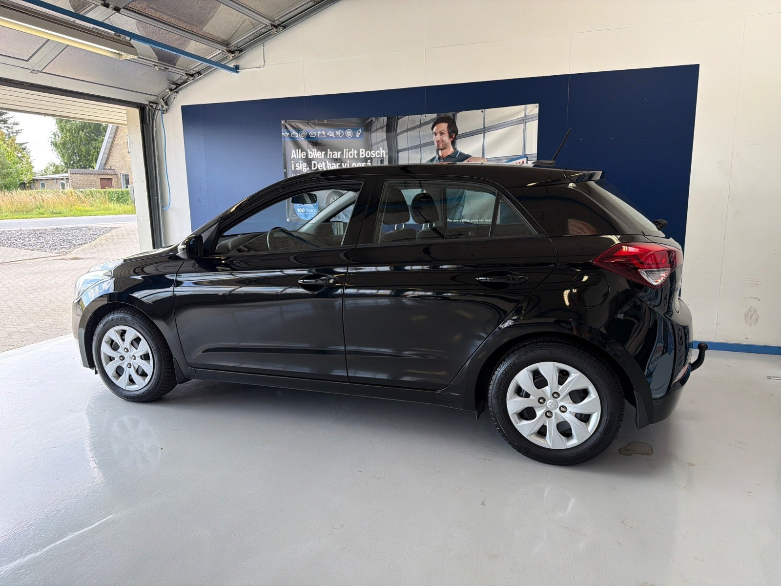 Sort Hyundai i20 fra 2017
