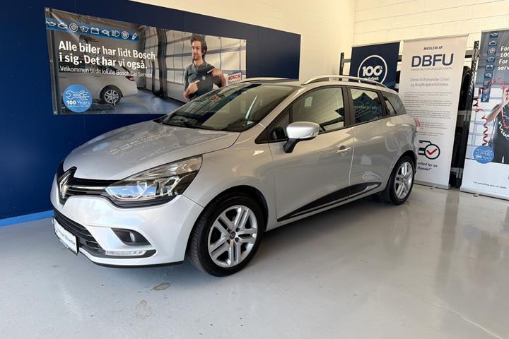 Sølv Renault Clio IV fra 2020