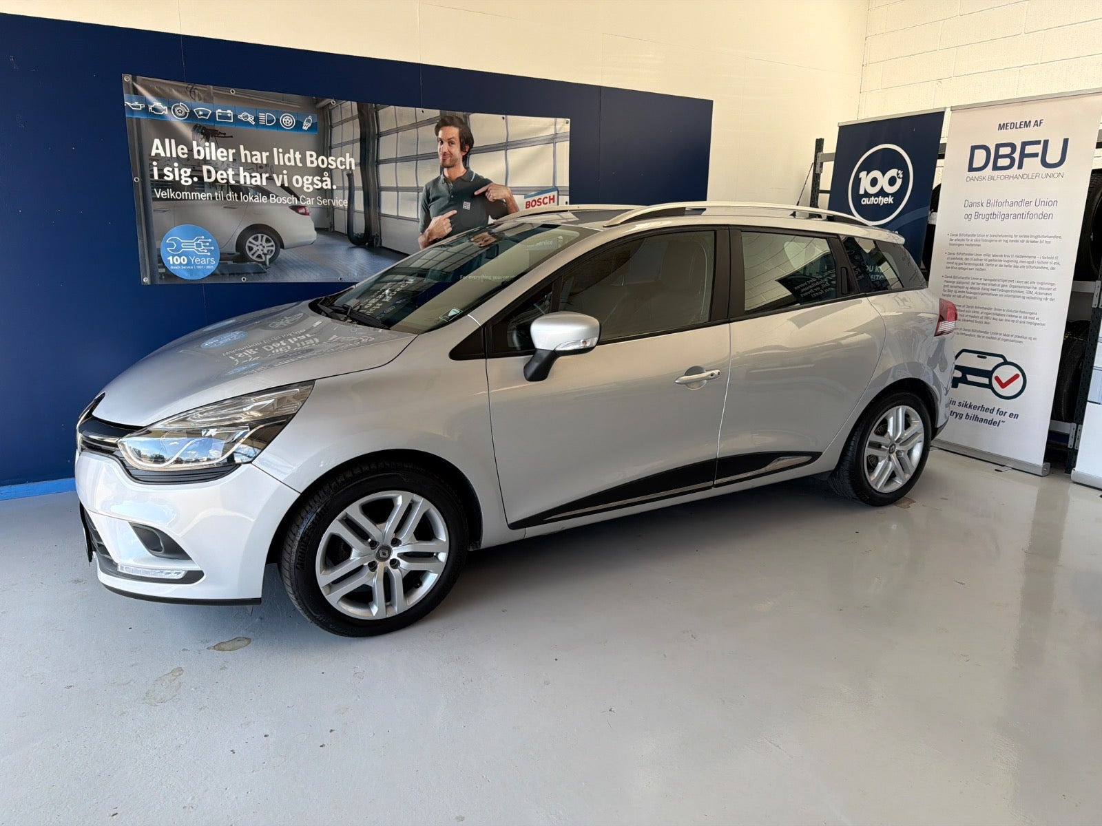 Sølv Renault Clio IV fra 2020