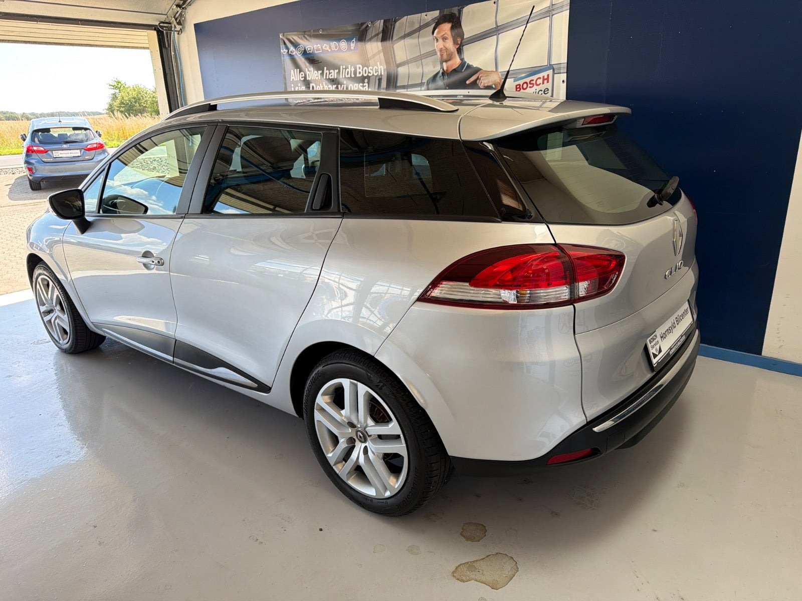 Sølv Renault Clio IV fra 2020