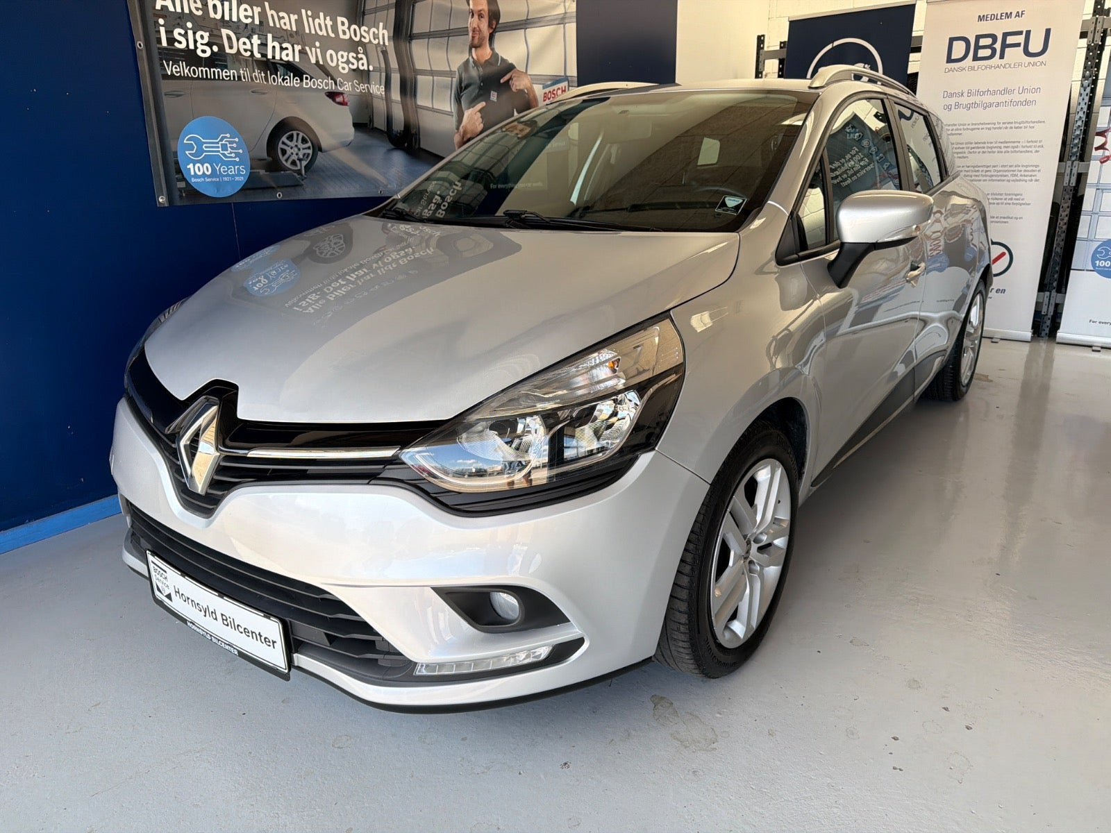 Sølv Renault Clio IV fra 2020