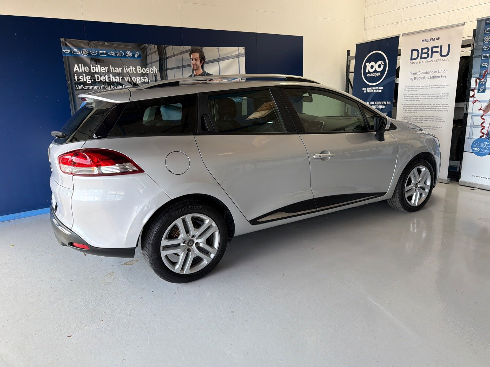 Sølv Renault Clio IV fra 2020