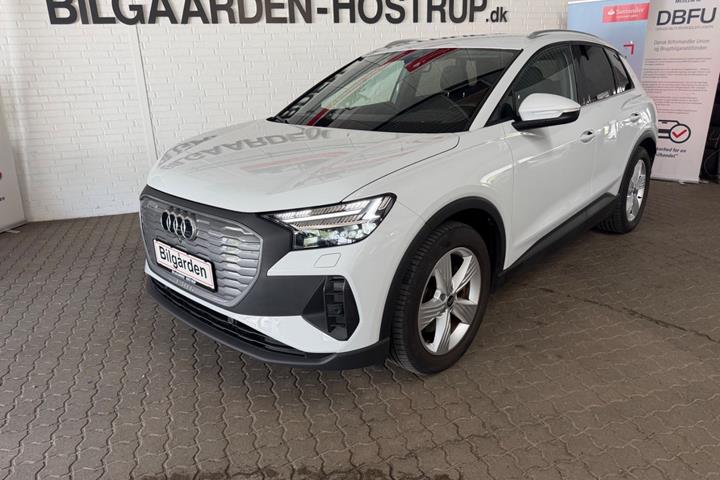 Hvid Audi Q4 e-tron fra 2023