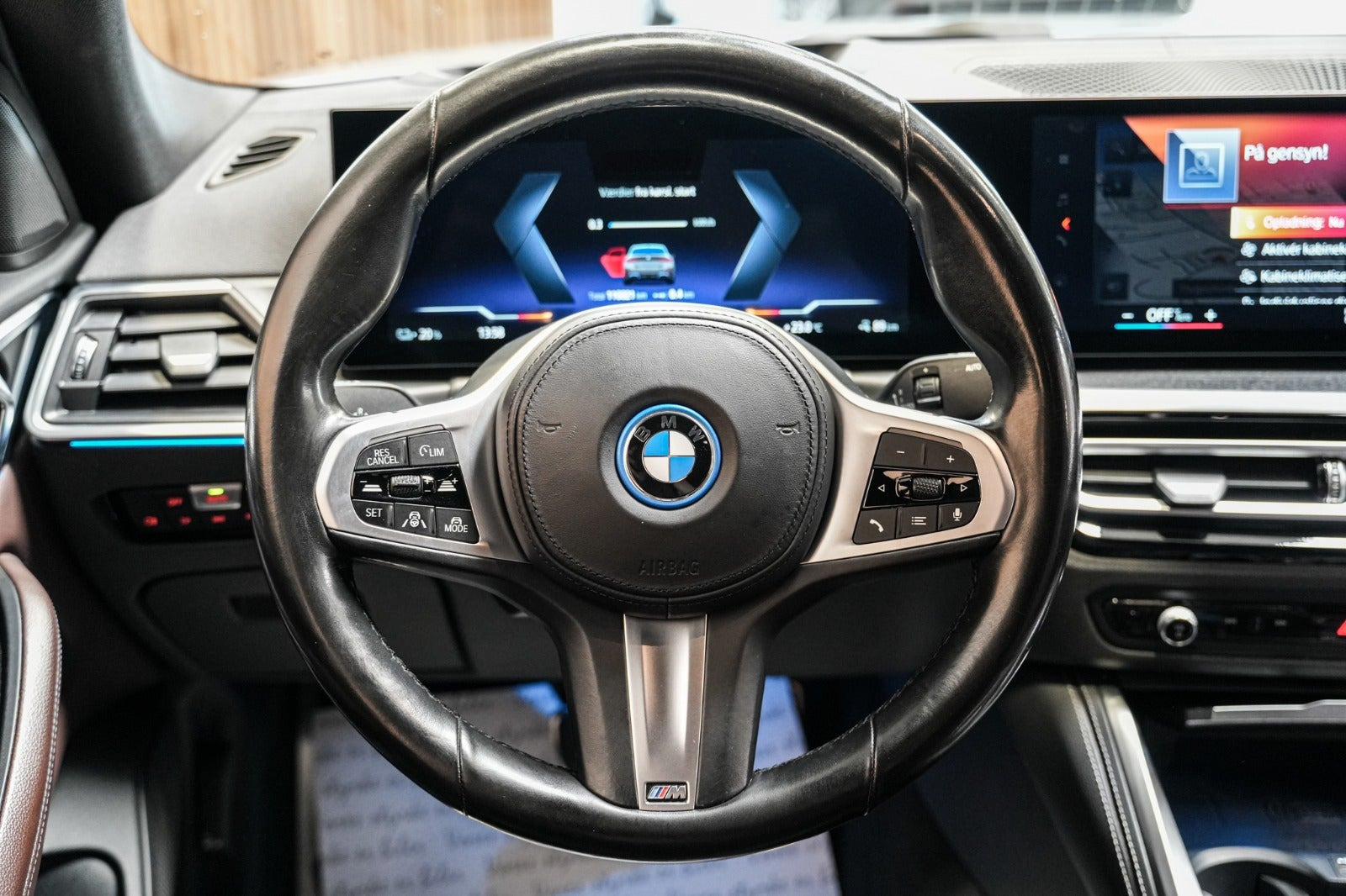Grå BMW i4 fra 2022