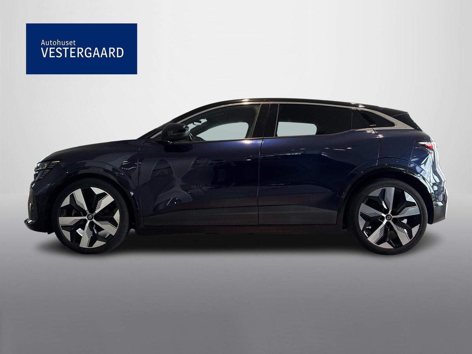 Blå Renault Megane E-Tech fra 2022