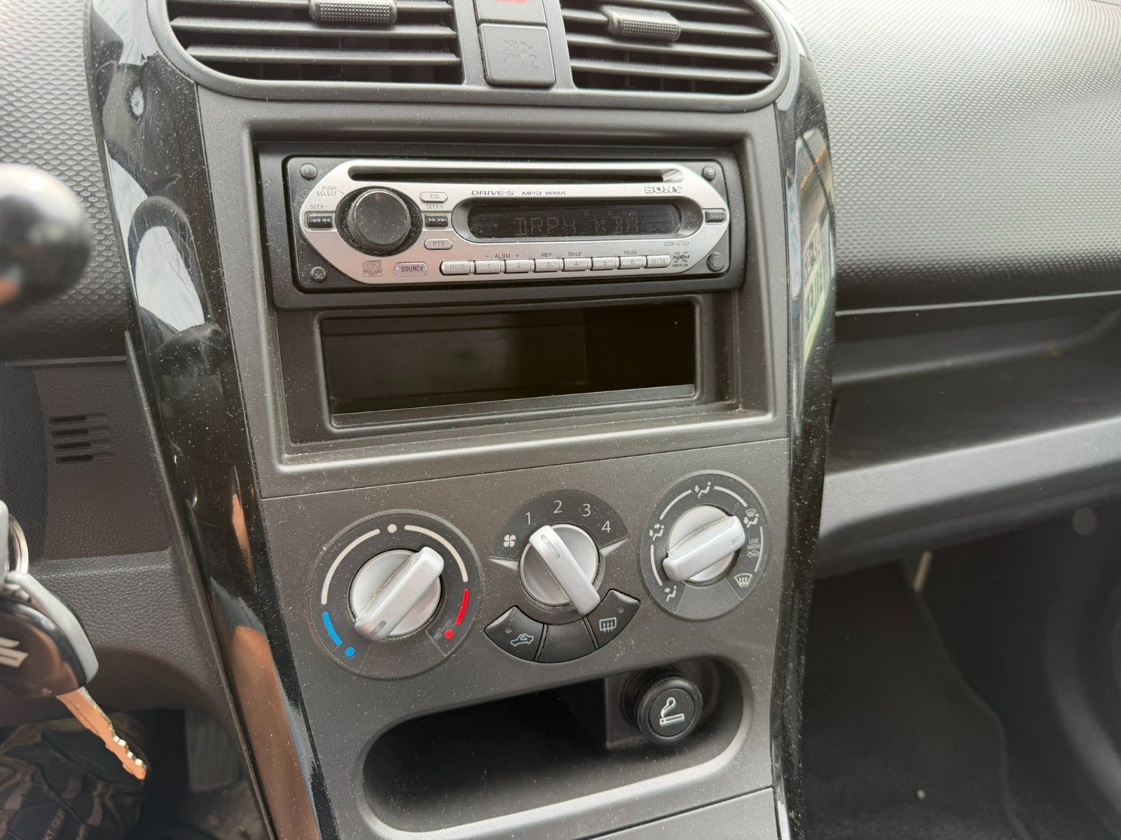 Sølv Suzuki Splash fra 2008