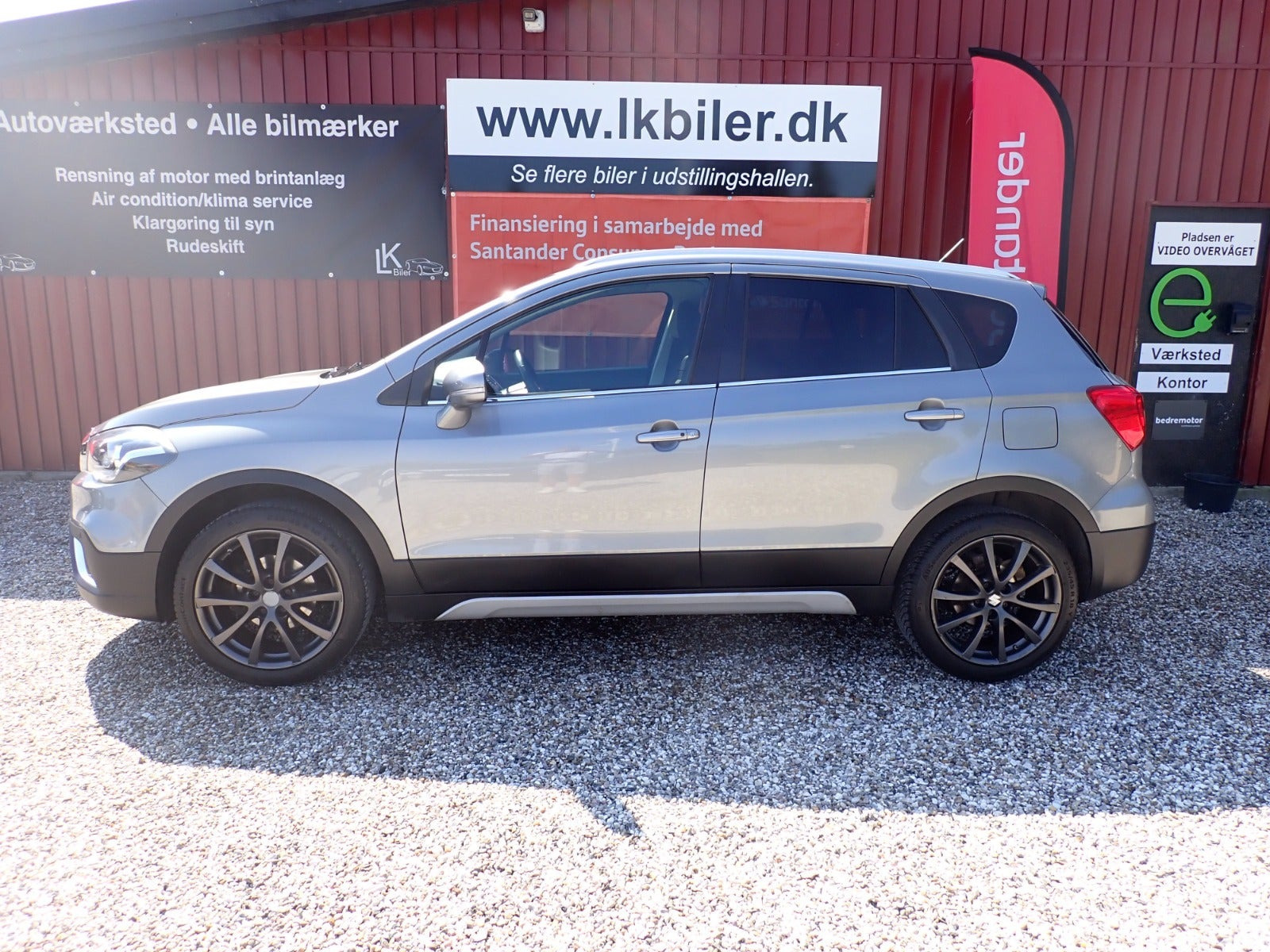 Grå Suzuki S-Cross fra 2018