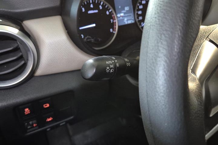 Hvid Nissan Micra fra 2018