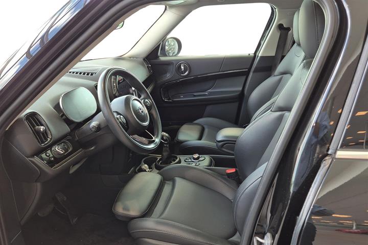 Sort Mini Countryman fra 2020