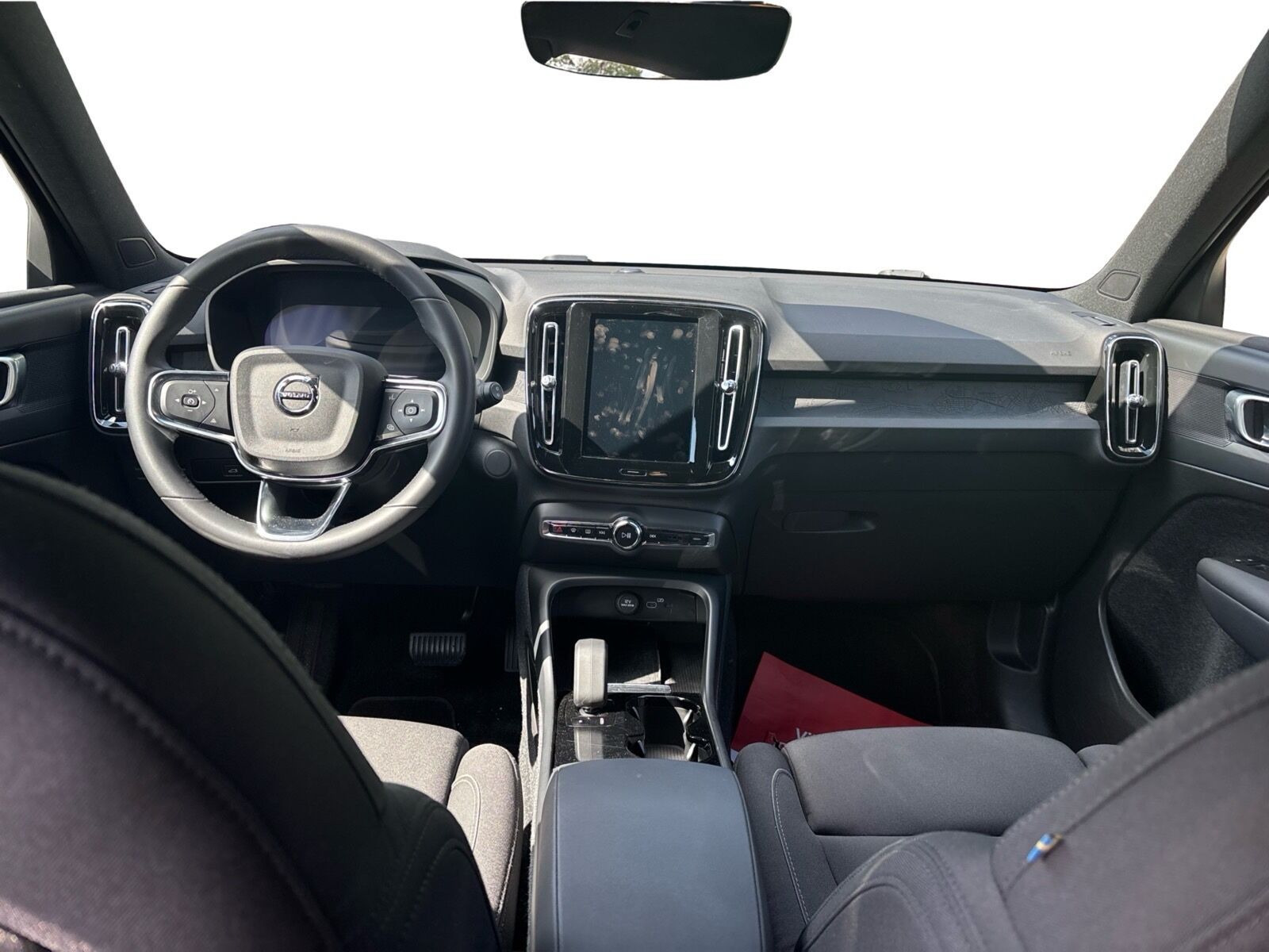 Sort Volvo XC40 fra 2023