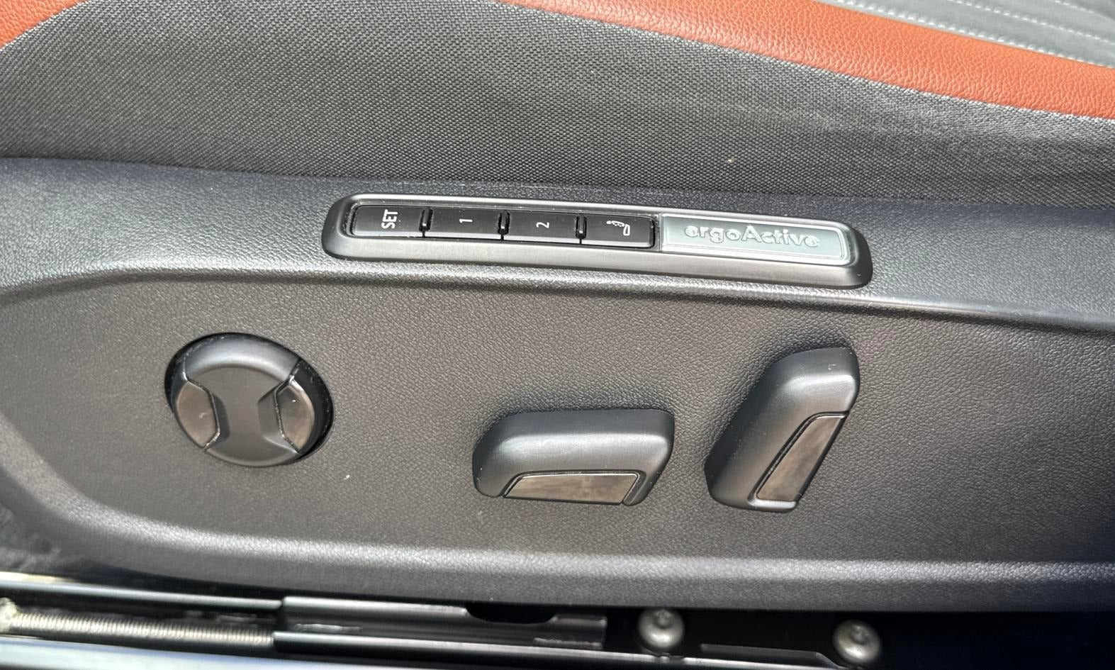 Grå VW ID.4 fra 2023