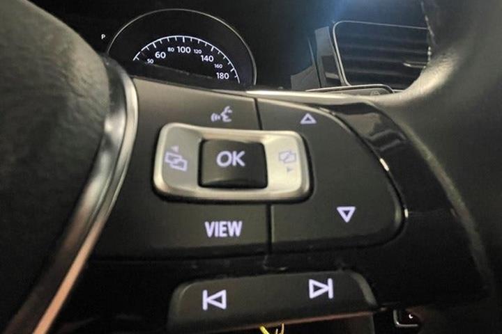 Sort VW Golf VII fra 2019