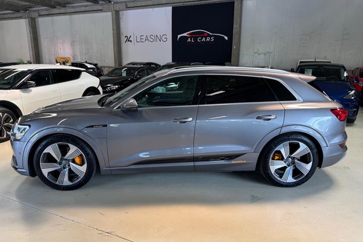 undefined Audi e-tron fra 2020