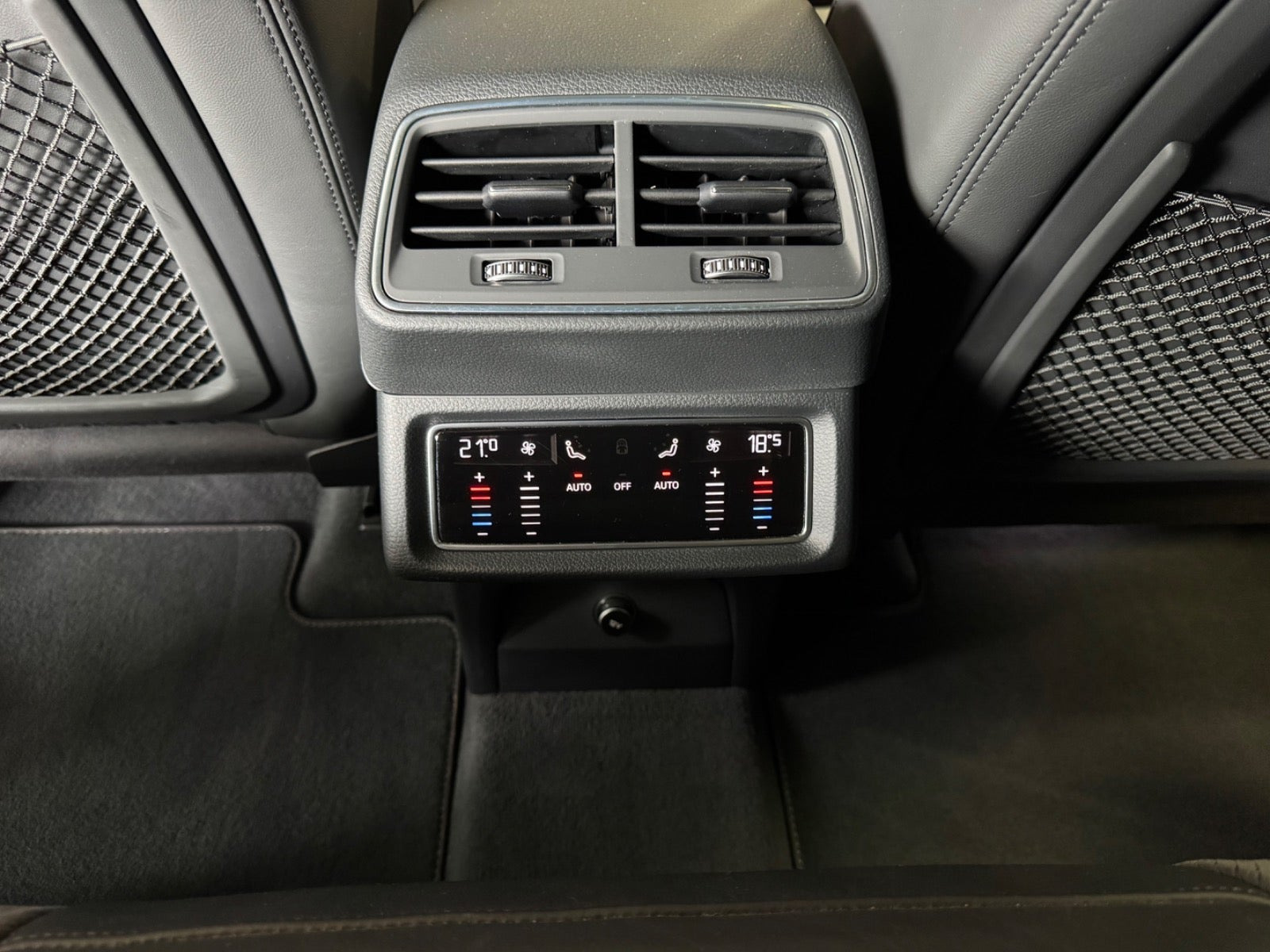 undefined Audi e-tron fra 2020
