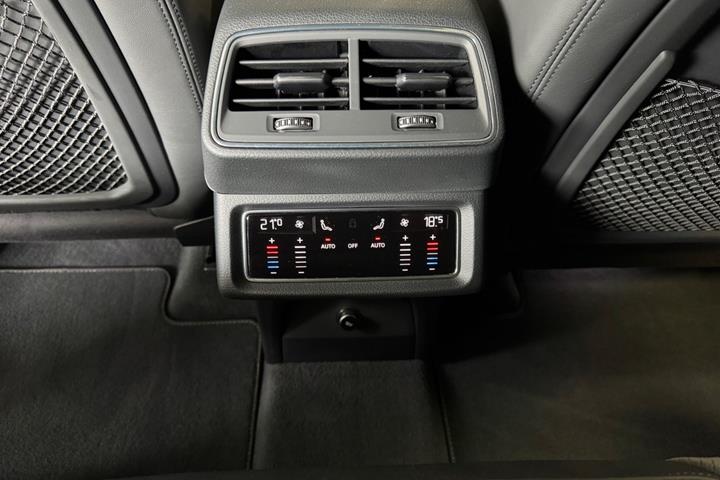 undefined Audi e-tron fra 2020